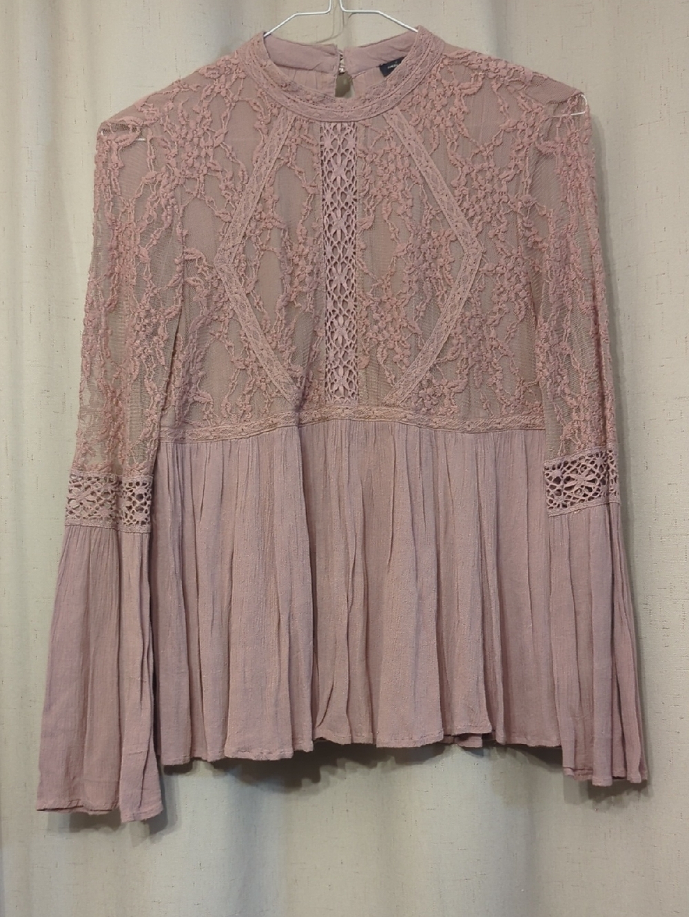 American Eagle Outfitters Blush Lace Crochet Top